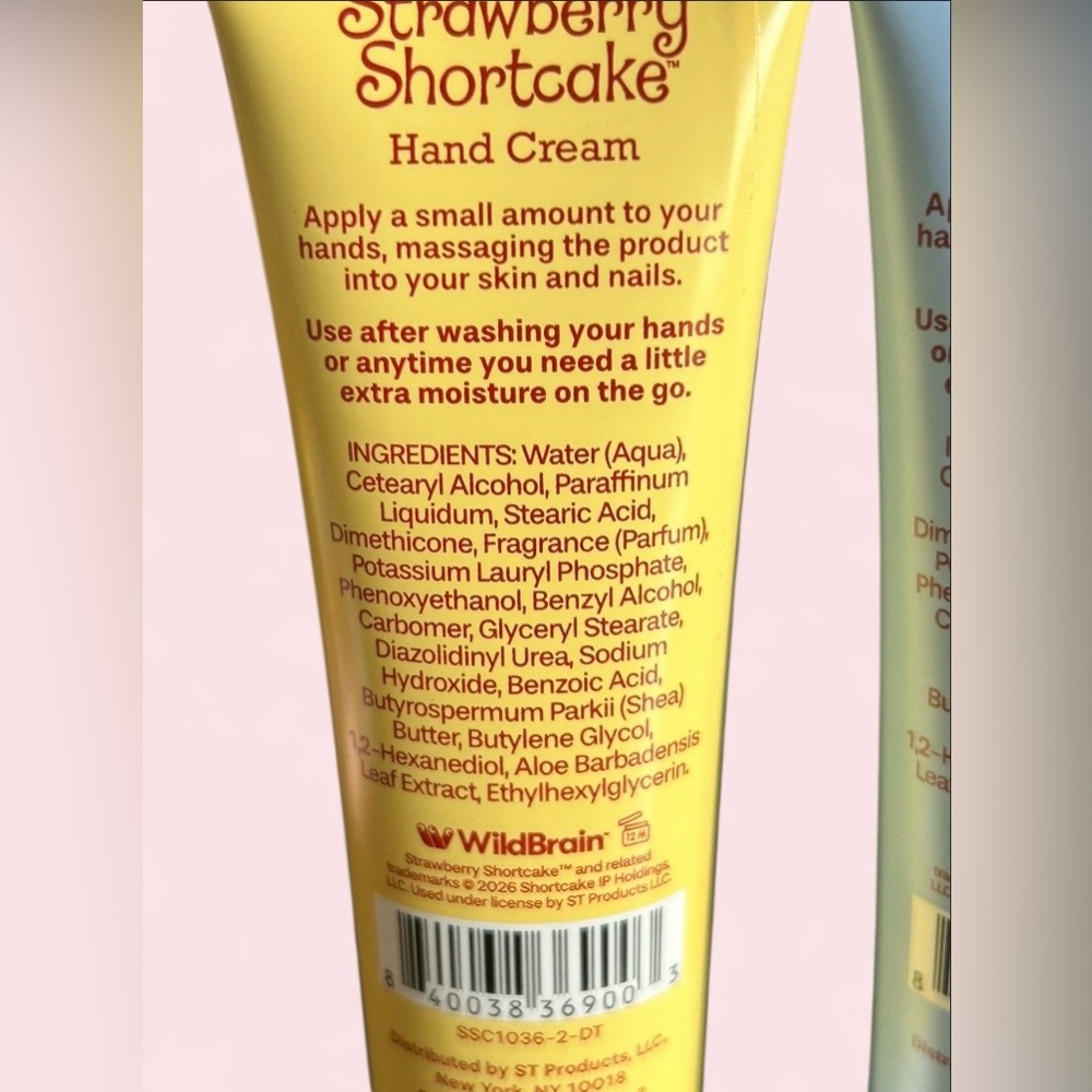 Strawberry Shortcake Scented Hand Cream Set 🍓 4PCS NEW - Picture 5 of 5